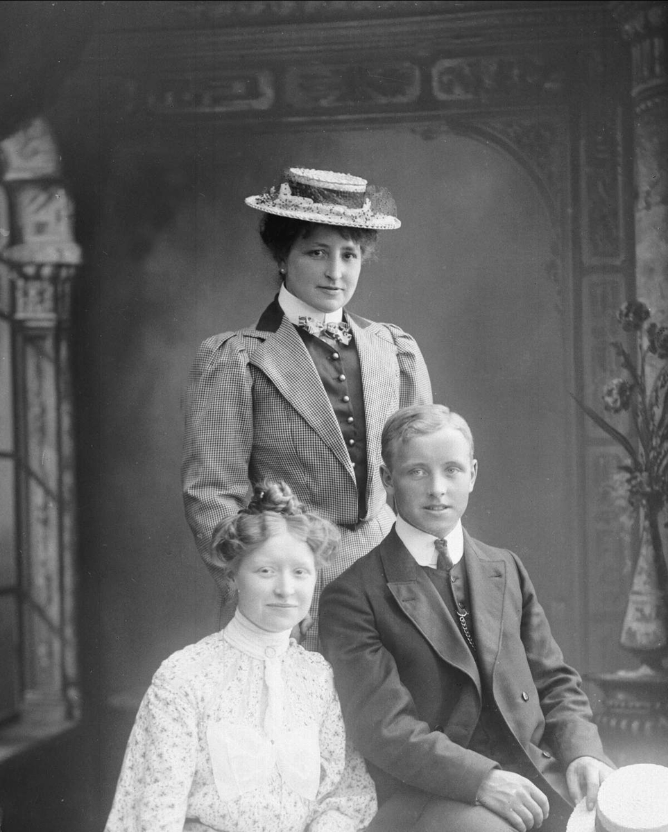 Gustav Borgen, NFB.25195