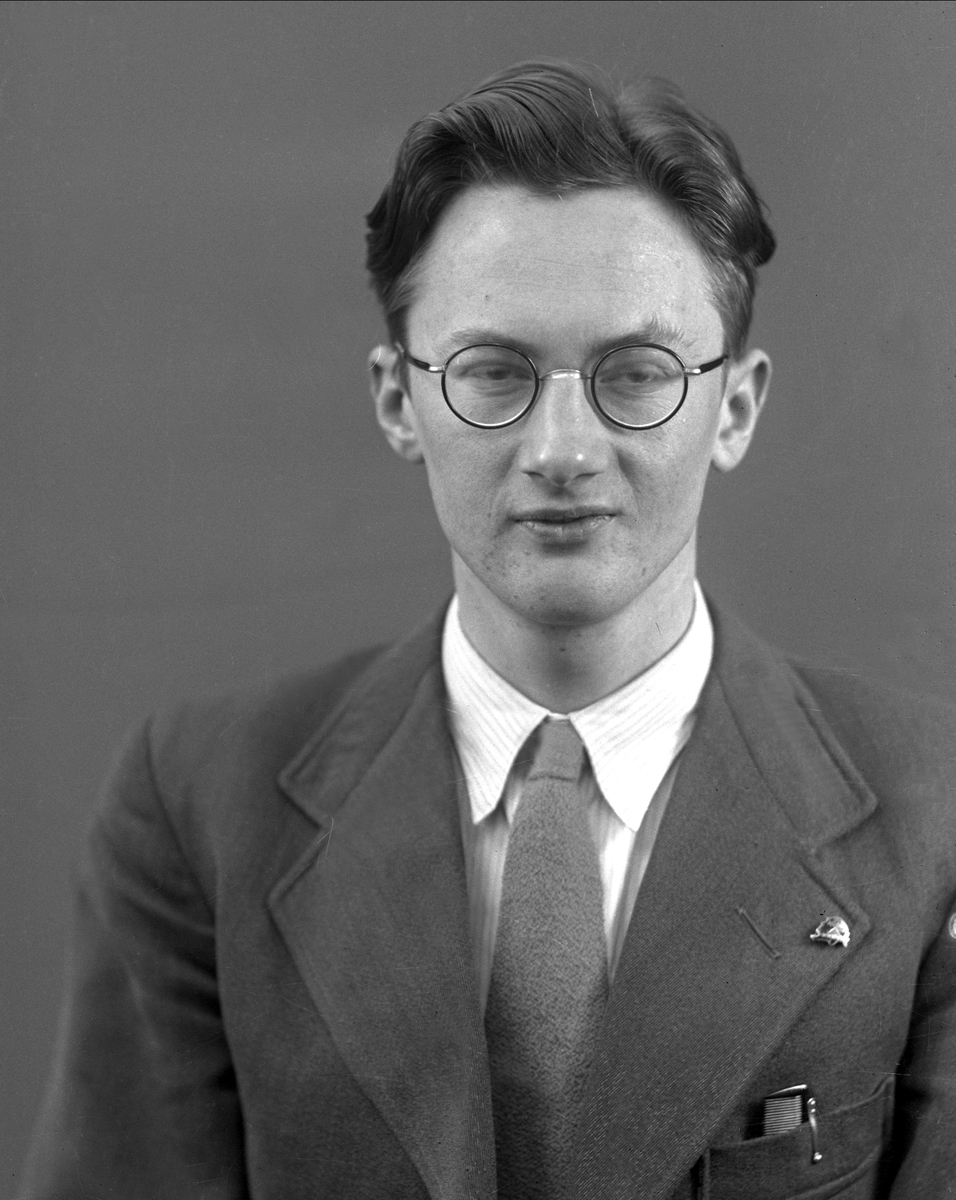 Gustav Borgen, NFB.56769