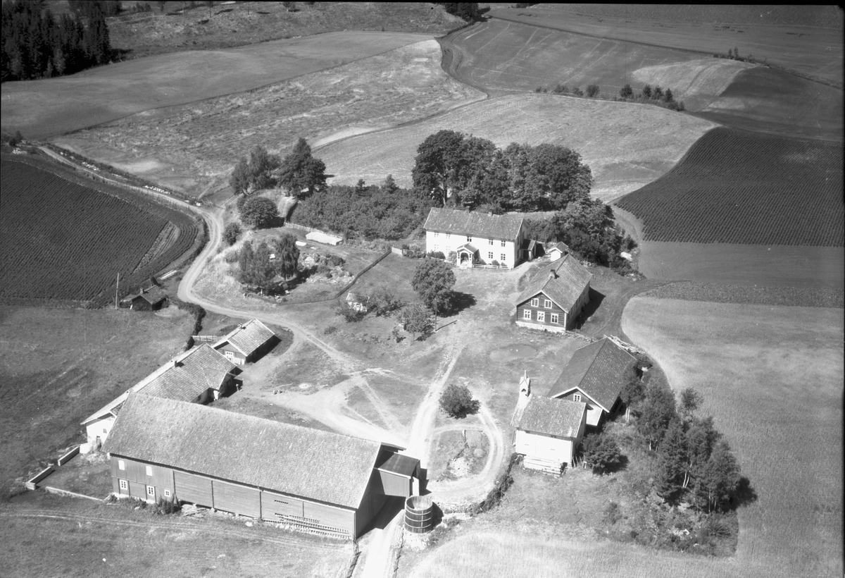 Widerøes Flyveselskap A/S, FLYFOTO SKRÅSTAD ØVRE