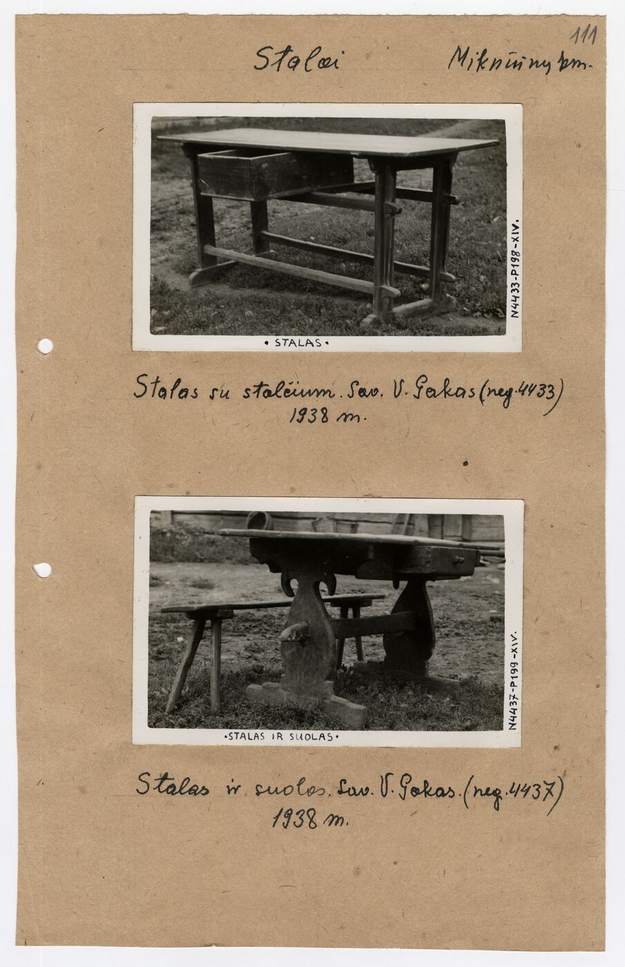 Nežinomas autorius, Archyvinės bylos Nr. 84 lapas 136. Šiaulių apskr., Pašvitinio vlsč., Mikniūnų kaimo Vinco Gako sodybos stalų fotografijos