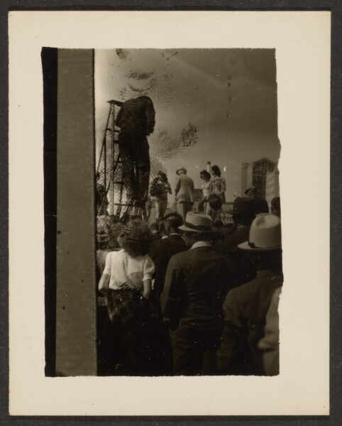 Louis Fleckenstein, [Crowd with Man on Ladder]