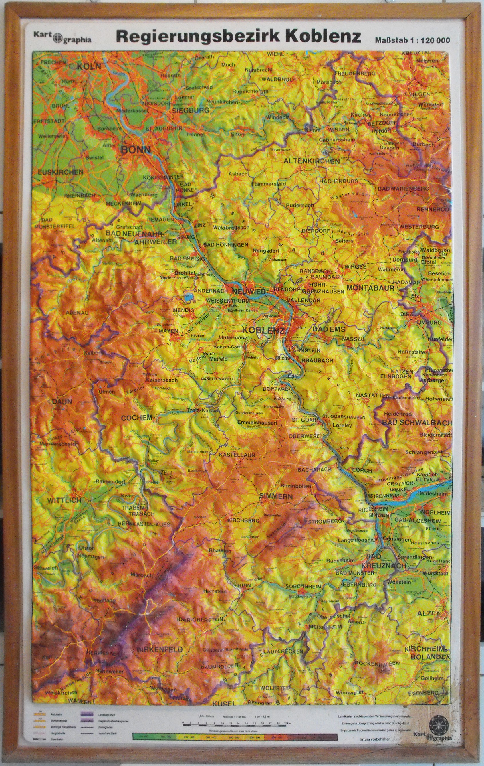 Volksschule Bodendorf/Ahr, Höhenschichtenkarte des Regierungsbezirk Koblenz M 1:120000