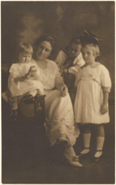 Louis Fleckenstein, [Portrait of a Woman with Three Children]