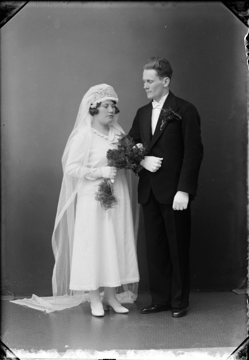 Skötsner-Edhlund, Brudpar, Östhammar, Uppland