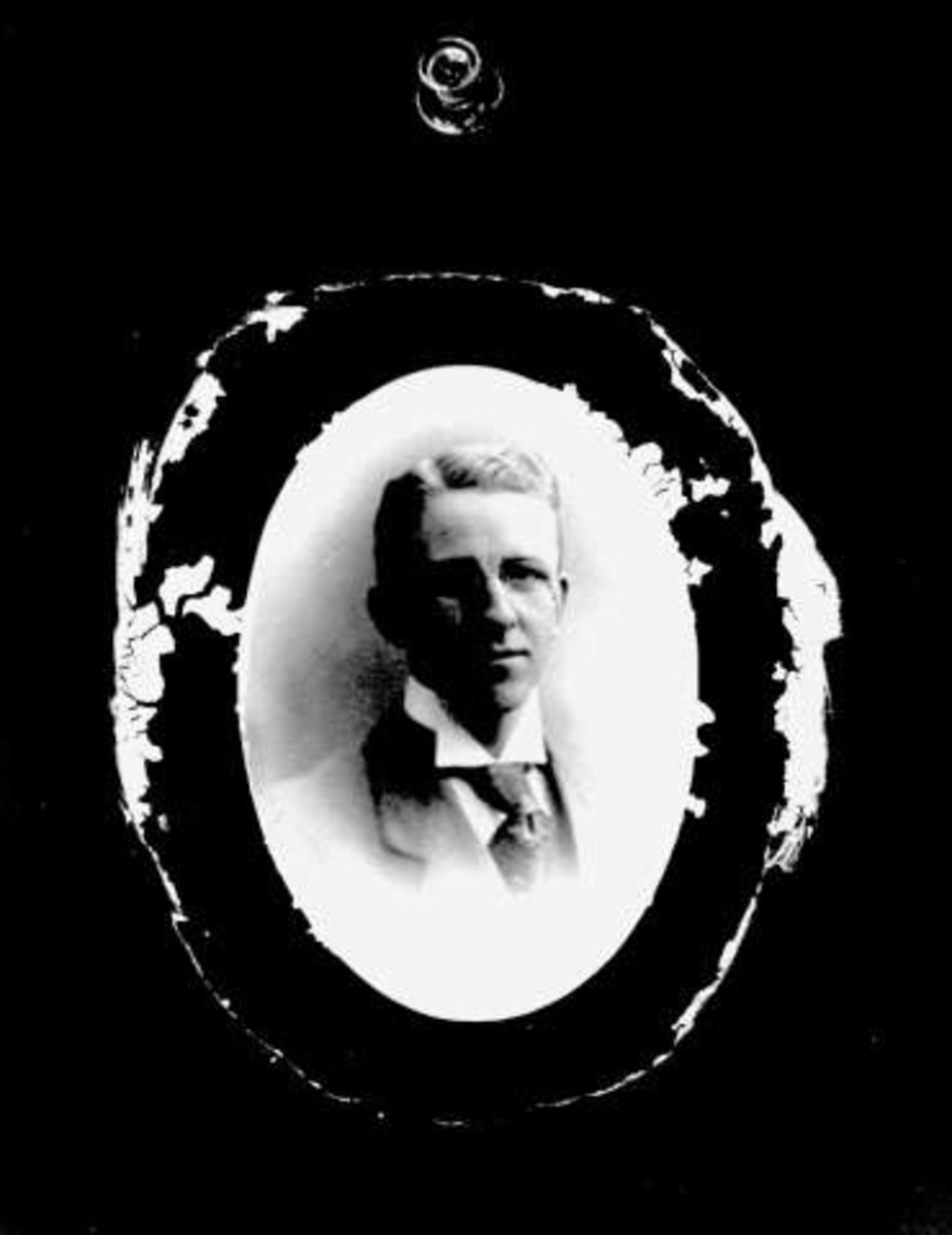 Gustav Borgen, NFB.02478
