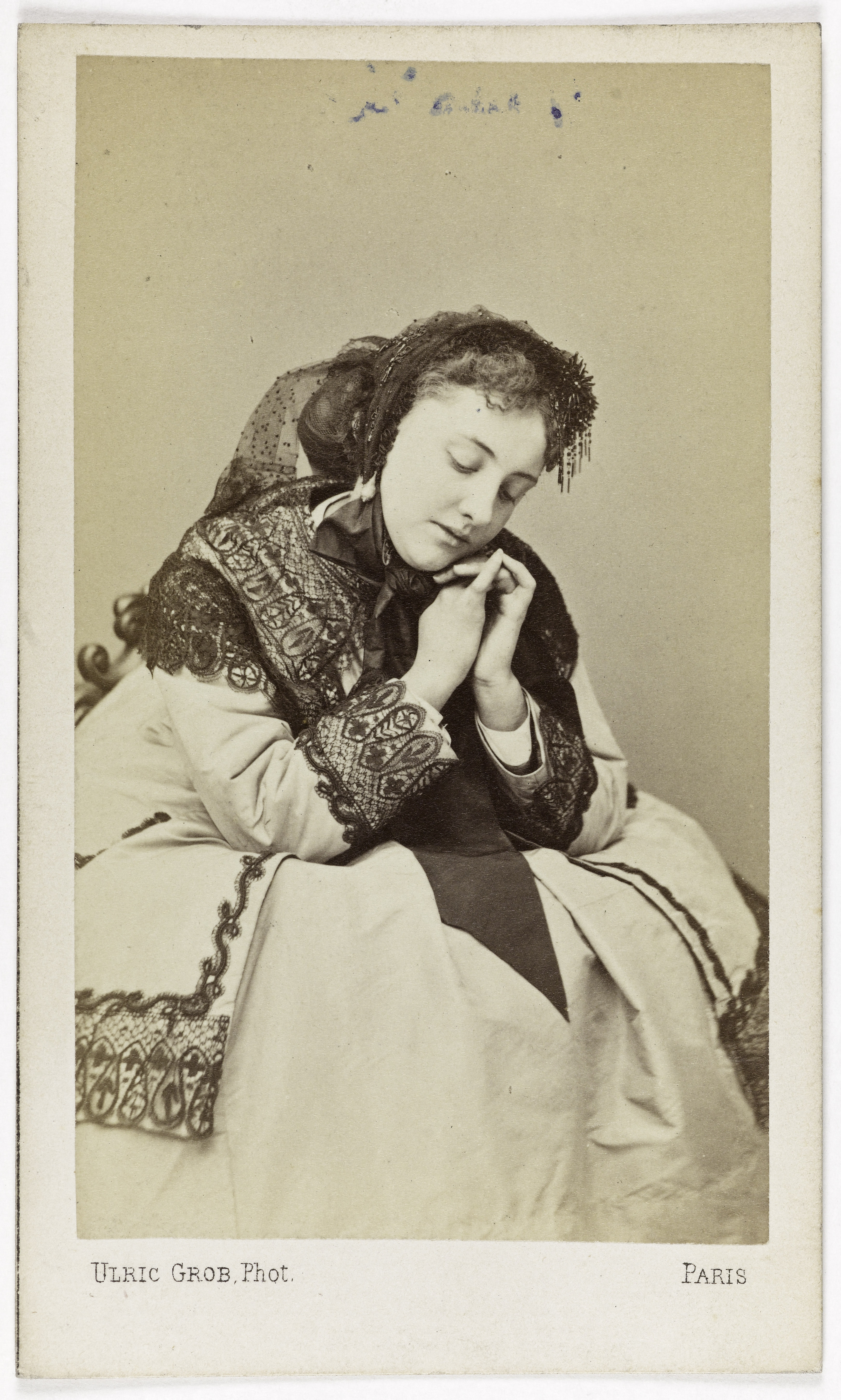 Ulric Grob, Portrait de Léontine Massin (1847-1901), actrice de théâtre entre 1863 et 1883.