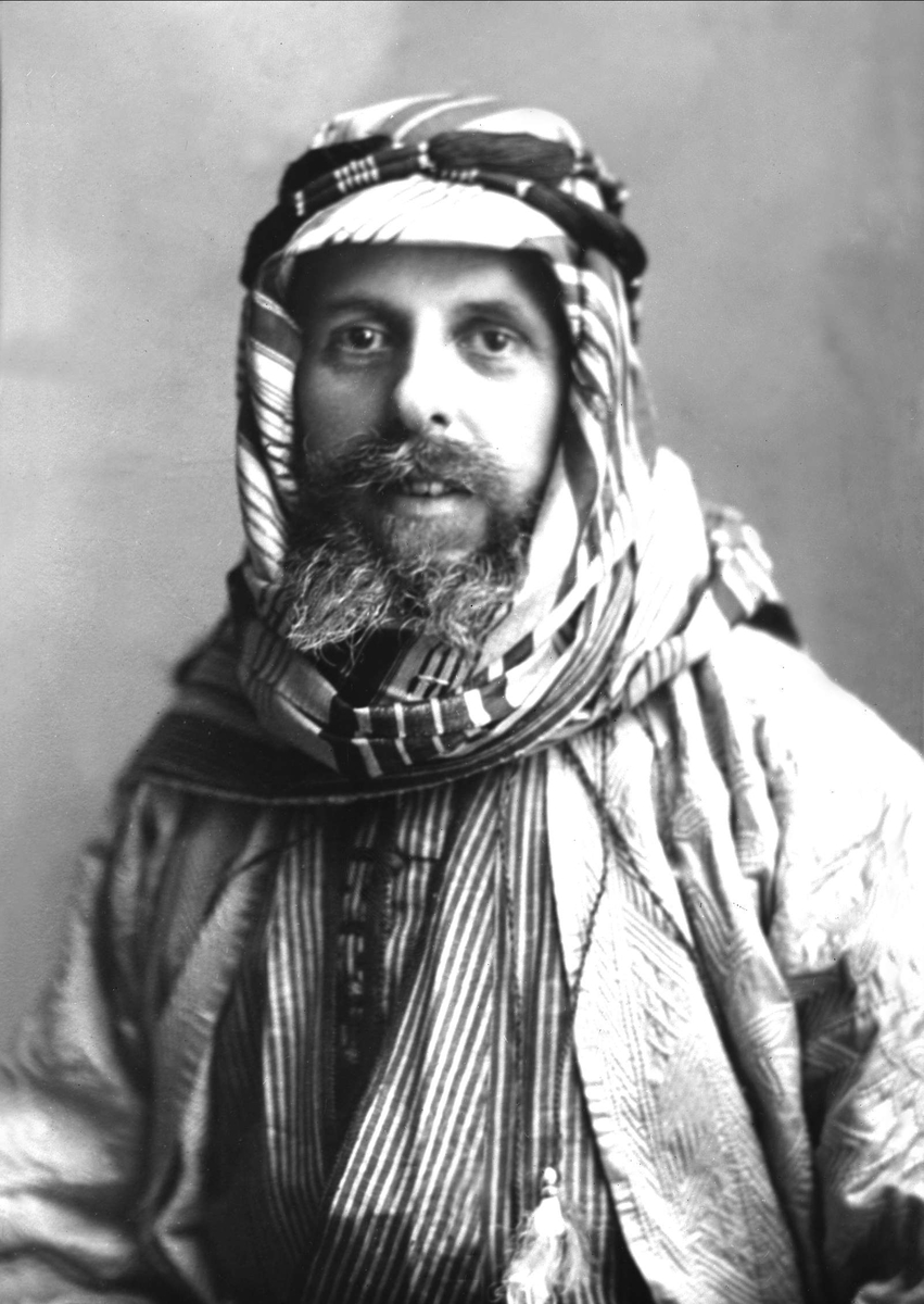 Gustav Borgen, Avfotografering. Fredrik Bührings kopi,1917. Mann i drakt fra Midtøsten/Afrika.