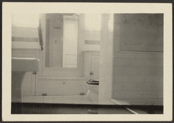 Louis Fleckenstein, [Bathroom Interior]