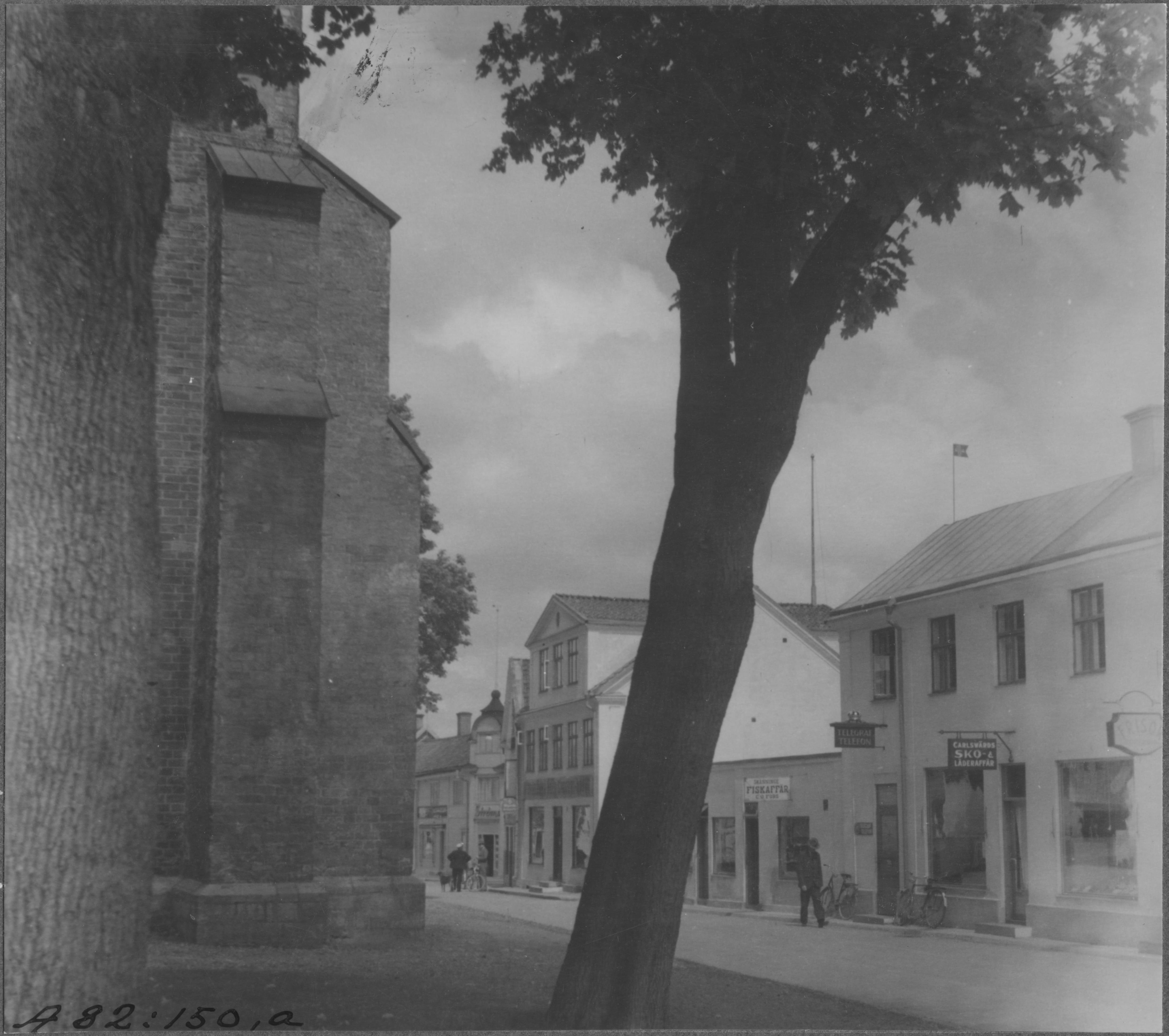 E. Lundberg, Skänninge, Vårfrukyrkan