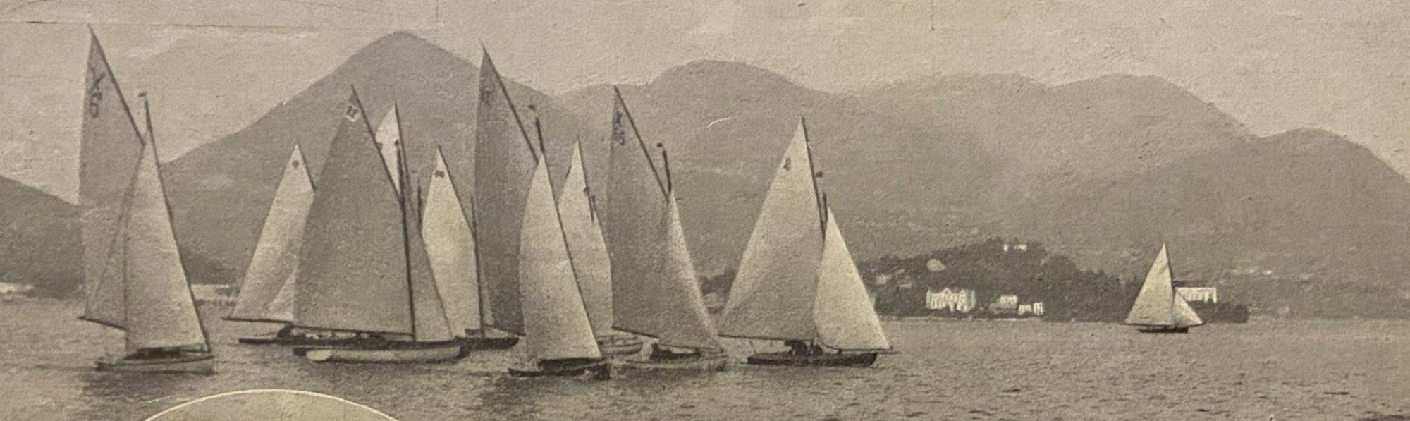 Unknown artist, Una partenza del m. 6,50 a Stresa nelle regate del R. Verbano Yachting Club