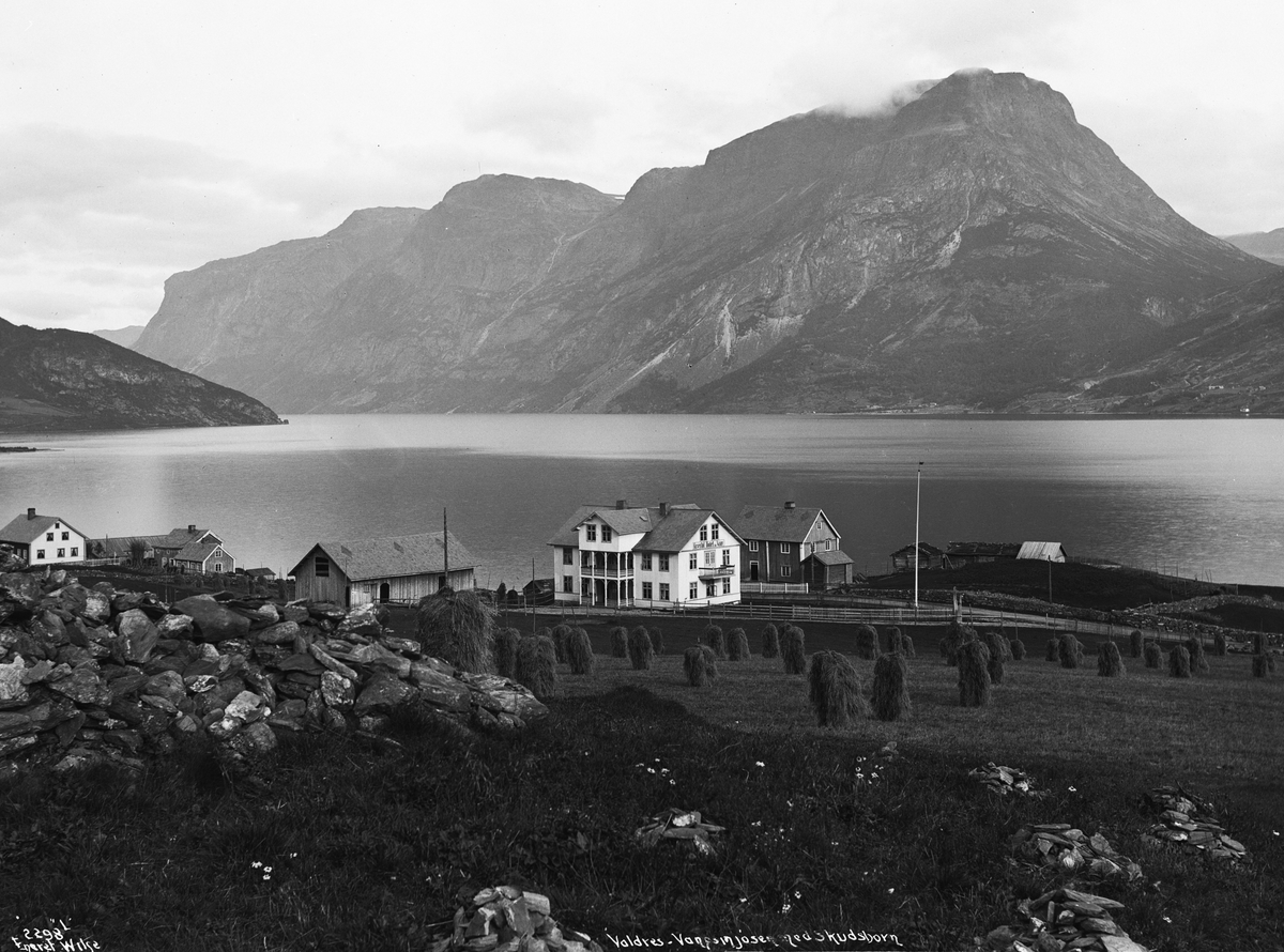 Axel Lindahl, "Prot: Vangsmjøsen og Skodshorn