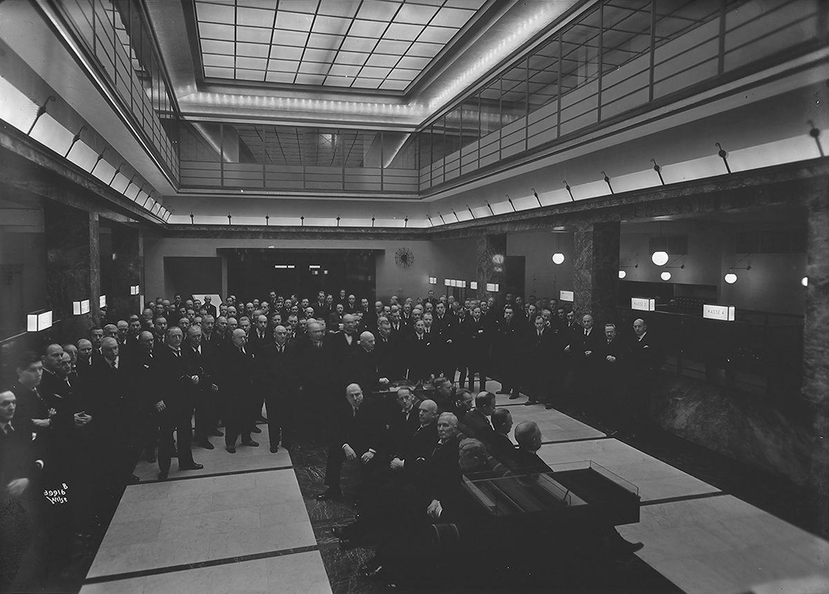 Anders Beer Wilse, Prot: Akers Sparebank aapning