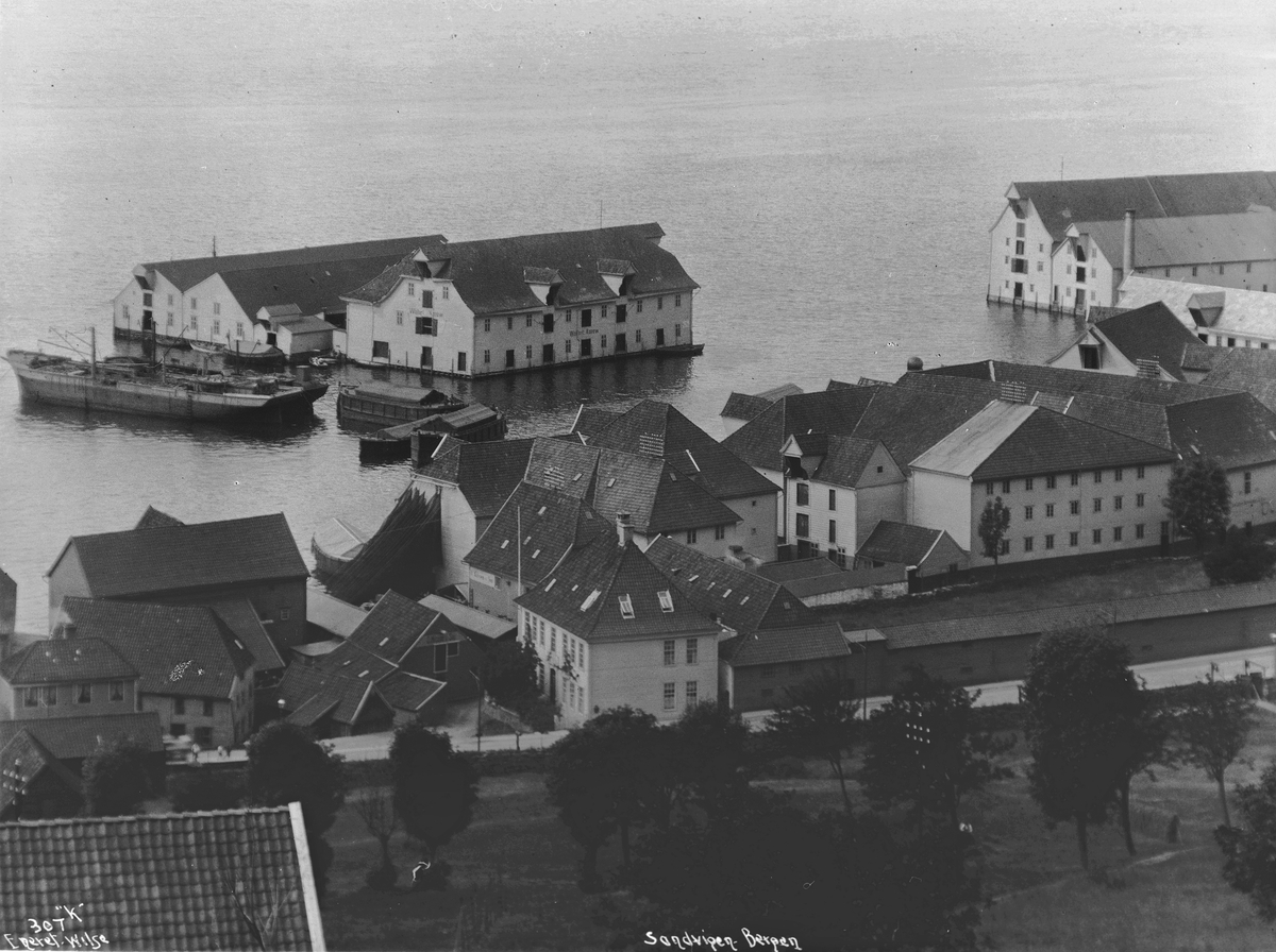 Anders Beer Wilse, prot: Bergen Maria kirken interiør
