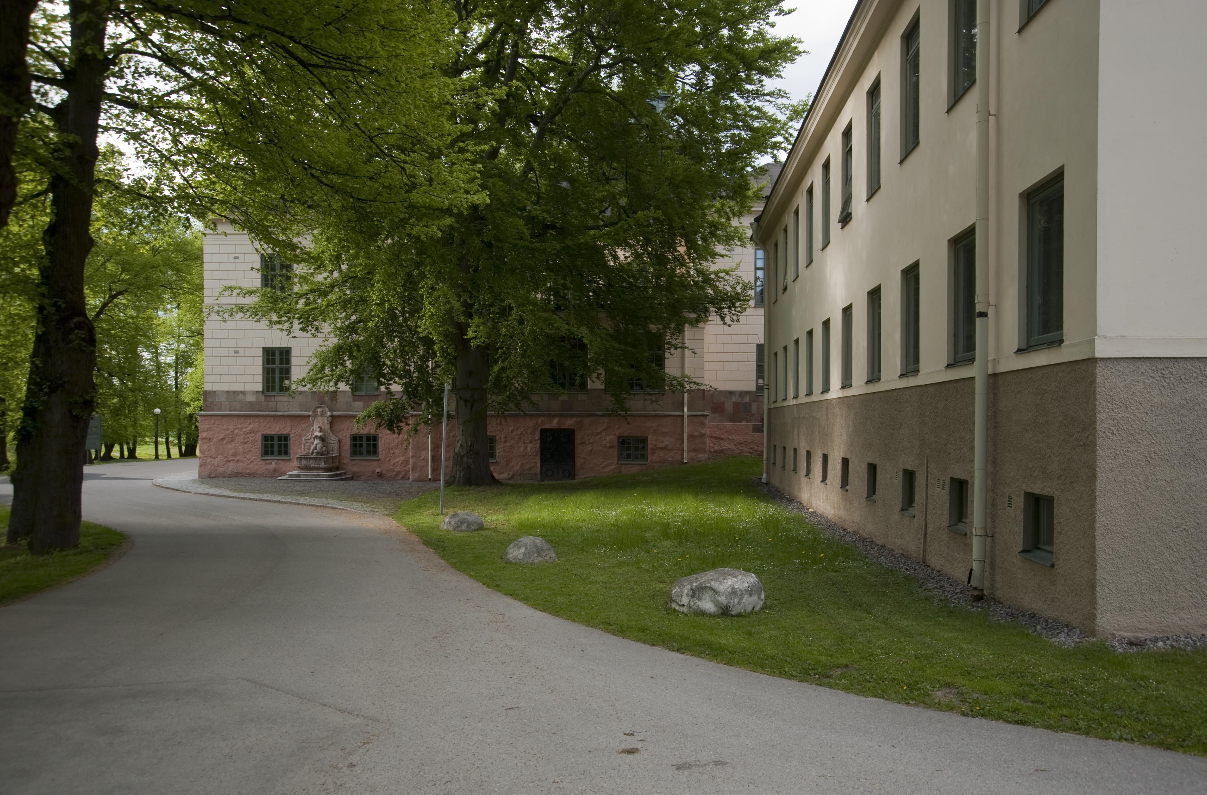 Bengt A Lundberg, Näsby slott