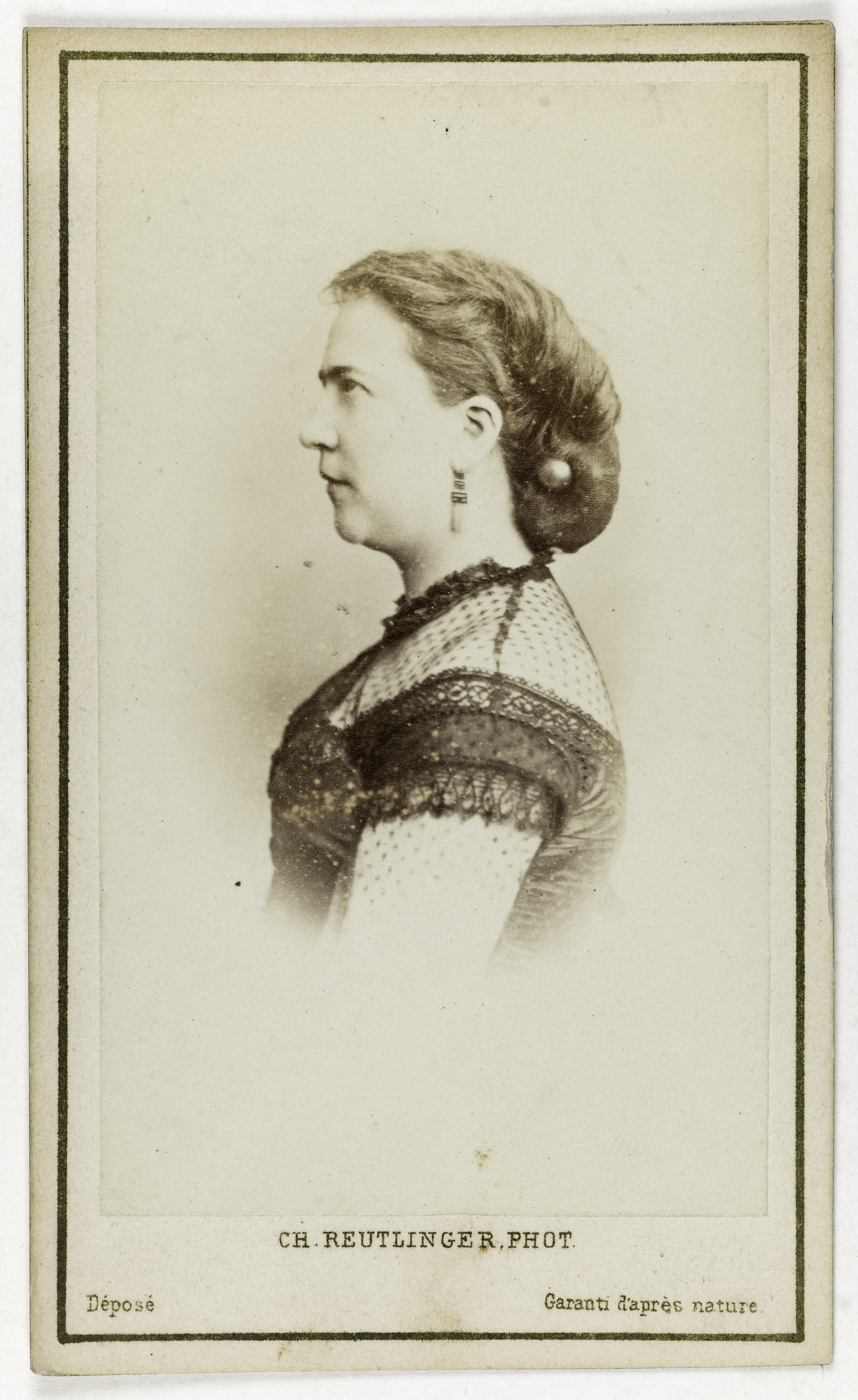 Charles Reutlinger, Portrait d'Irma Moriaux, dite Irma Morio, actrice entre 1868 et 1872 à Nantes.