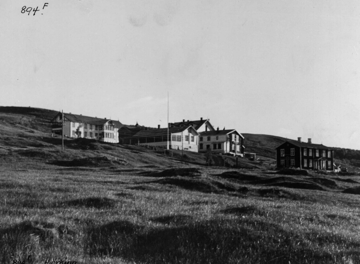 Anders Beer Wilse, Hjerkinn, Hotell