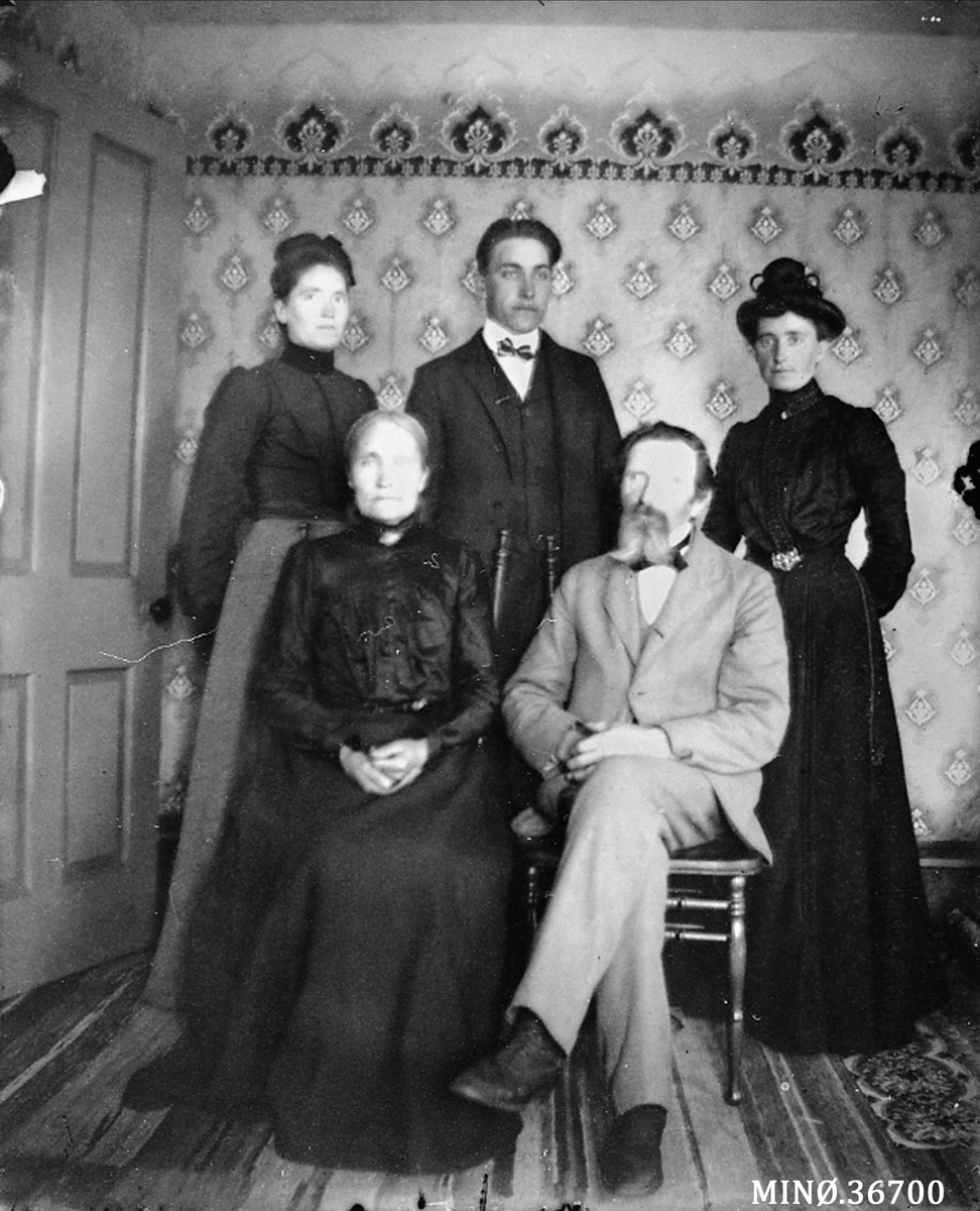 Ellert Kleven, Familiebilde. Familien Kleven.