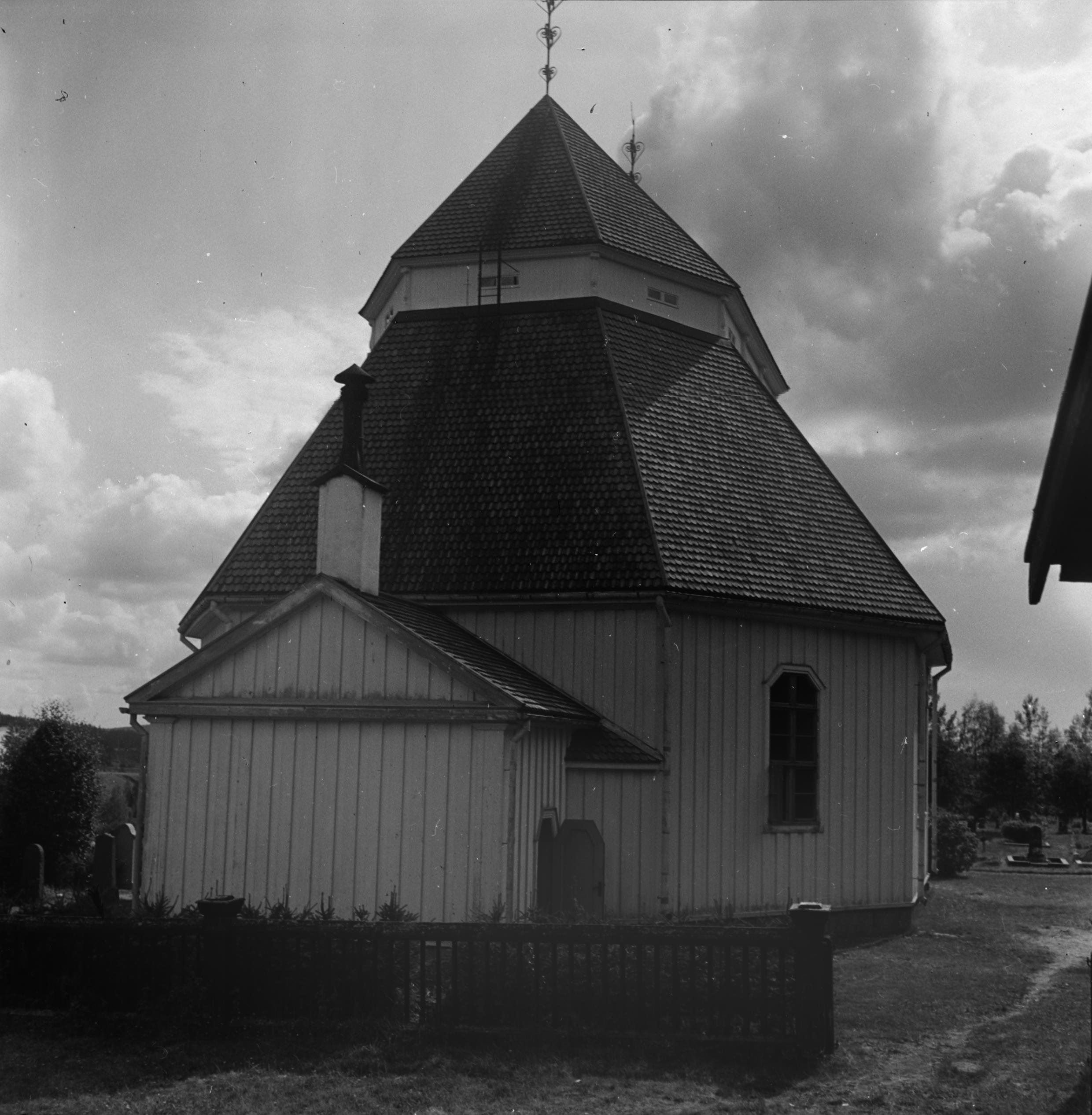 Iwar Anderson, Viksjö kyrka
