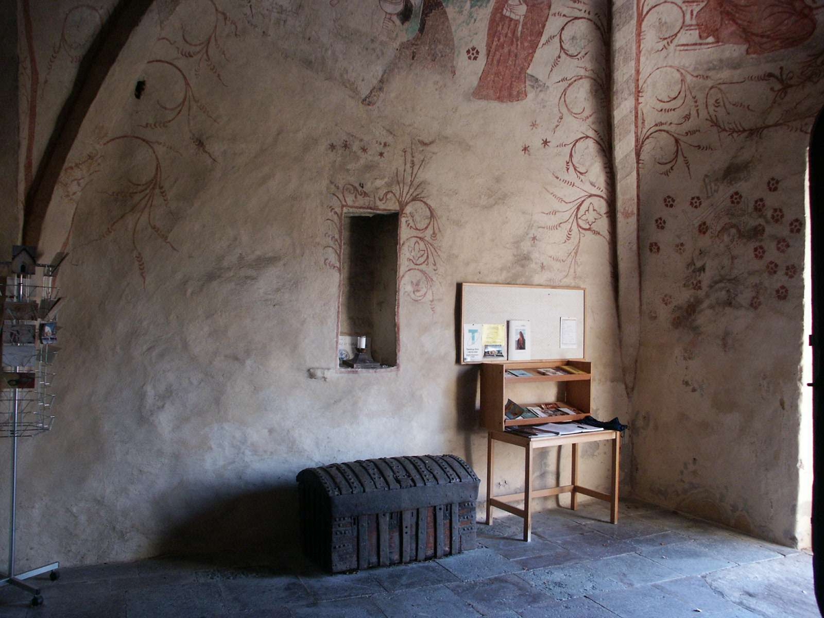 Johan Dellbeck, The Armistice House with calcareous paintings in the church of the Konstentuna parish, Uppland 2004