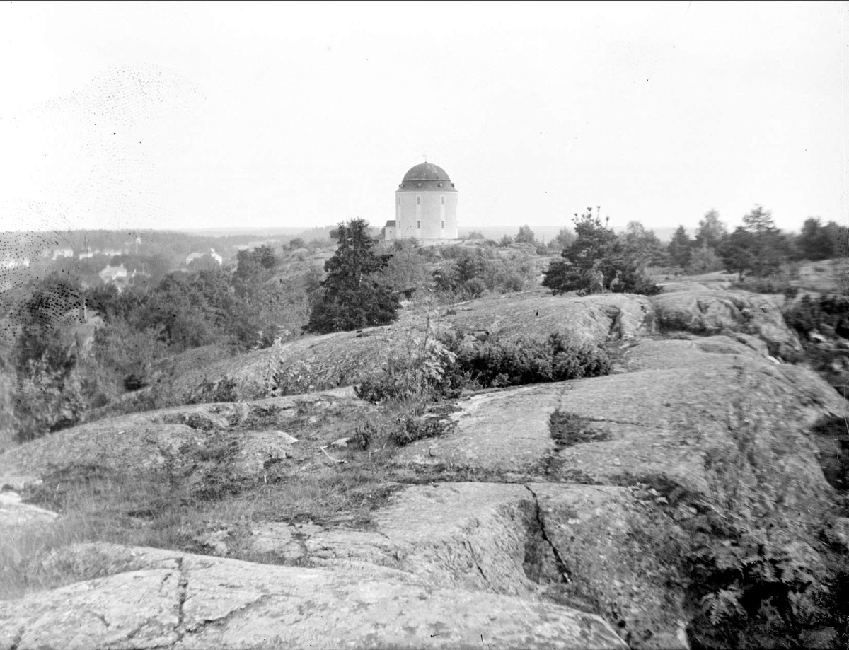August Fredrik Schagerström, Landscape View near Norrtälje, Uppland 1927. The fund shows Norrtäljes water tower