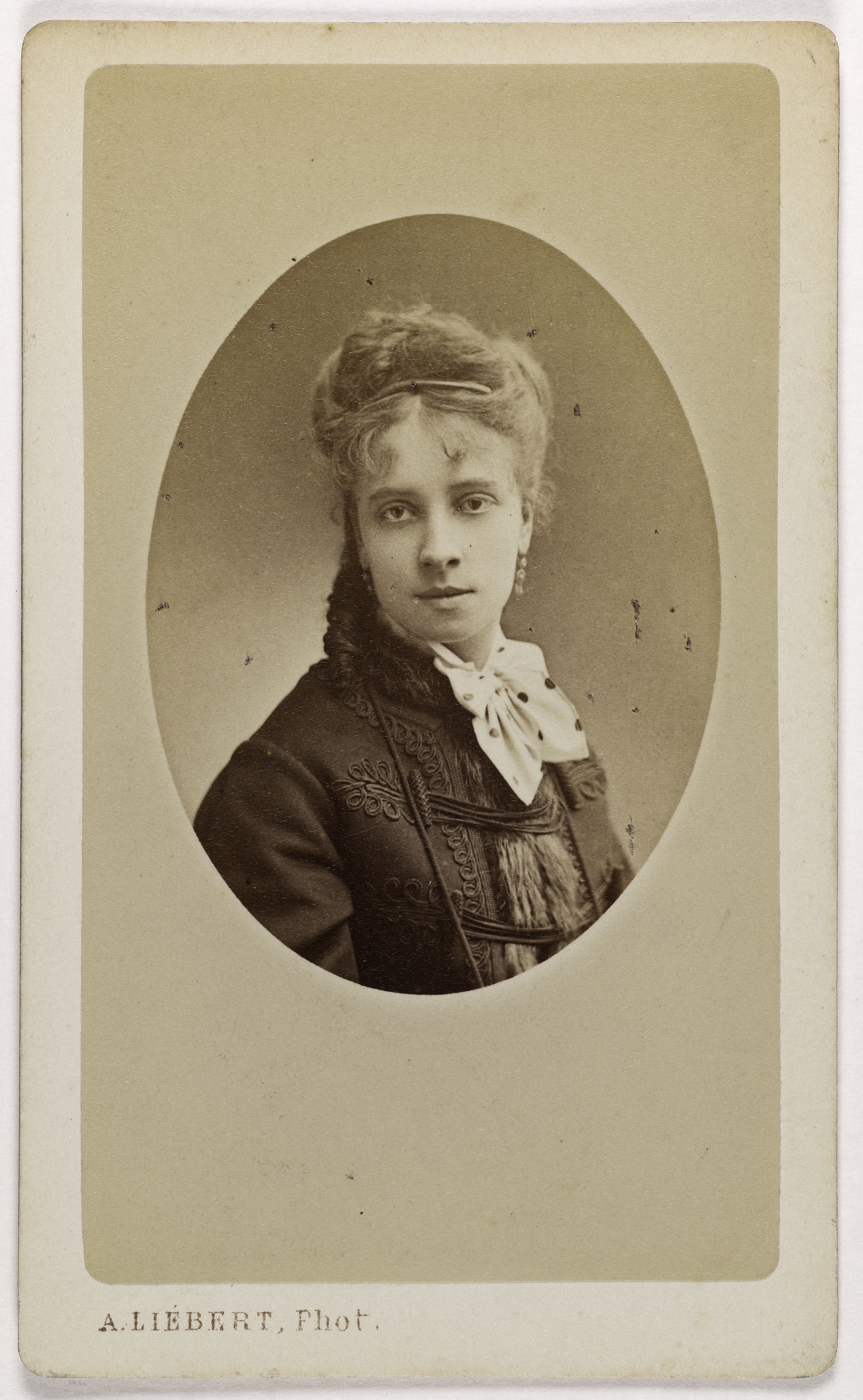 Alphonse Liébert, Portrait d'Anna Blanc (épouse Dupont-Vernon) (1848 - après 1902), (actrice)