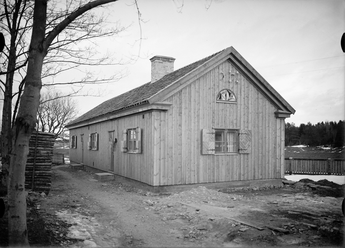 Paul Sandberg, Badhus erected by the Förbund of Jordbrukes-Ungdomens in West Country near Åkerby manor