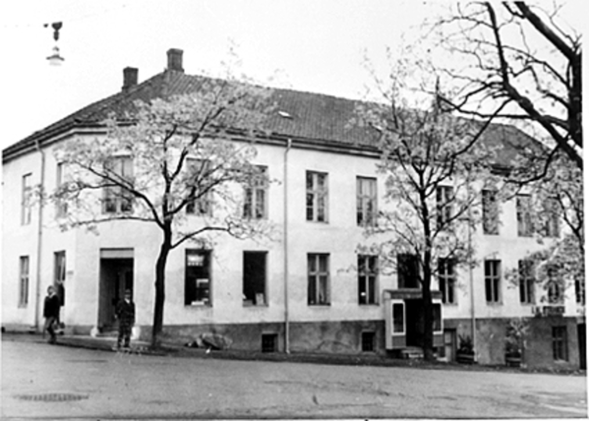 Anno Domkirkeodden, EKSTERIØR KIRKEGATA 3, KIRKEGATA/GRØNNEGATA.