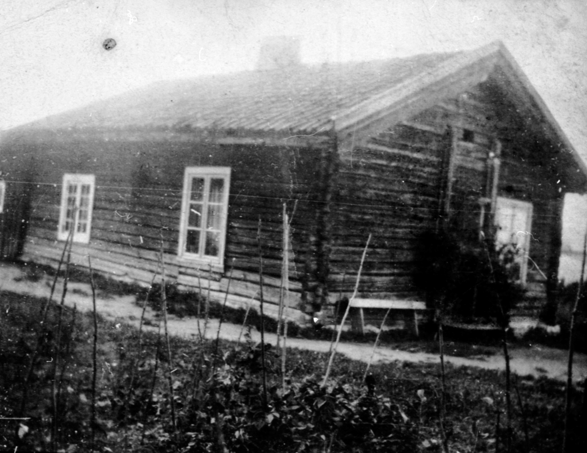 Anno Domkirkeodden, Eksteriør. Torp, Nes, Hedmark. Den gamle bygningen ble revet 1948.