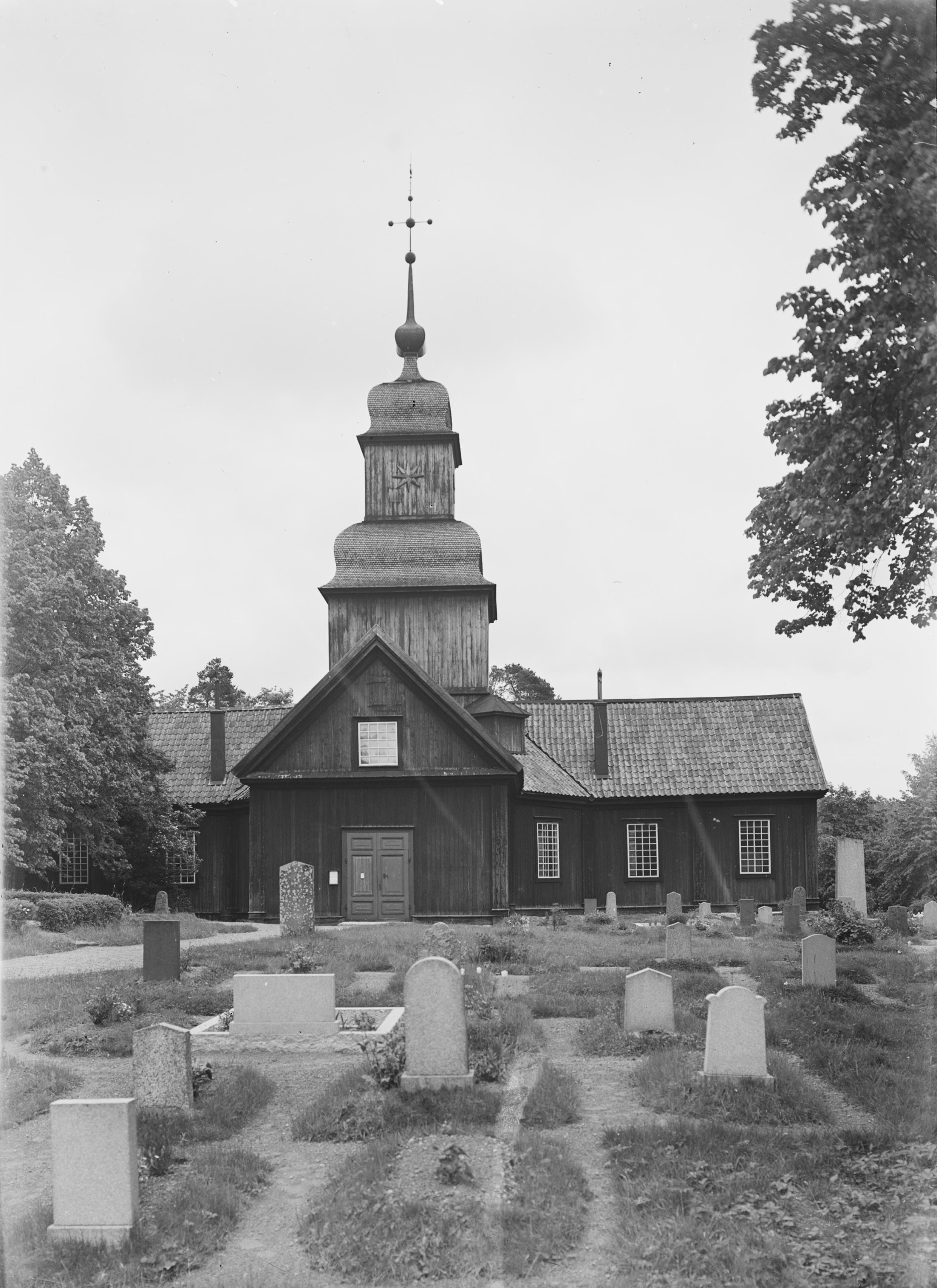 Nils Lagergren, Roslags-Kulla kyrka