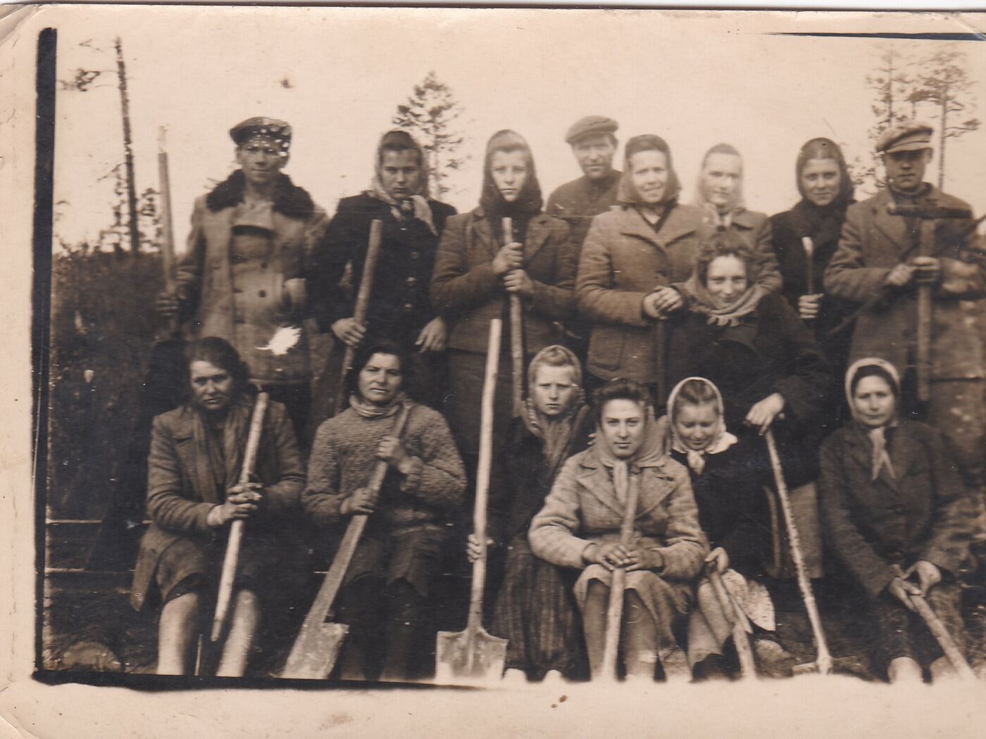 Unknown artist, Geležinkelio tiesimo brigada Sibire