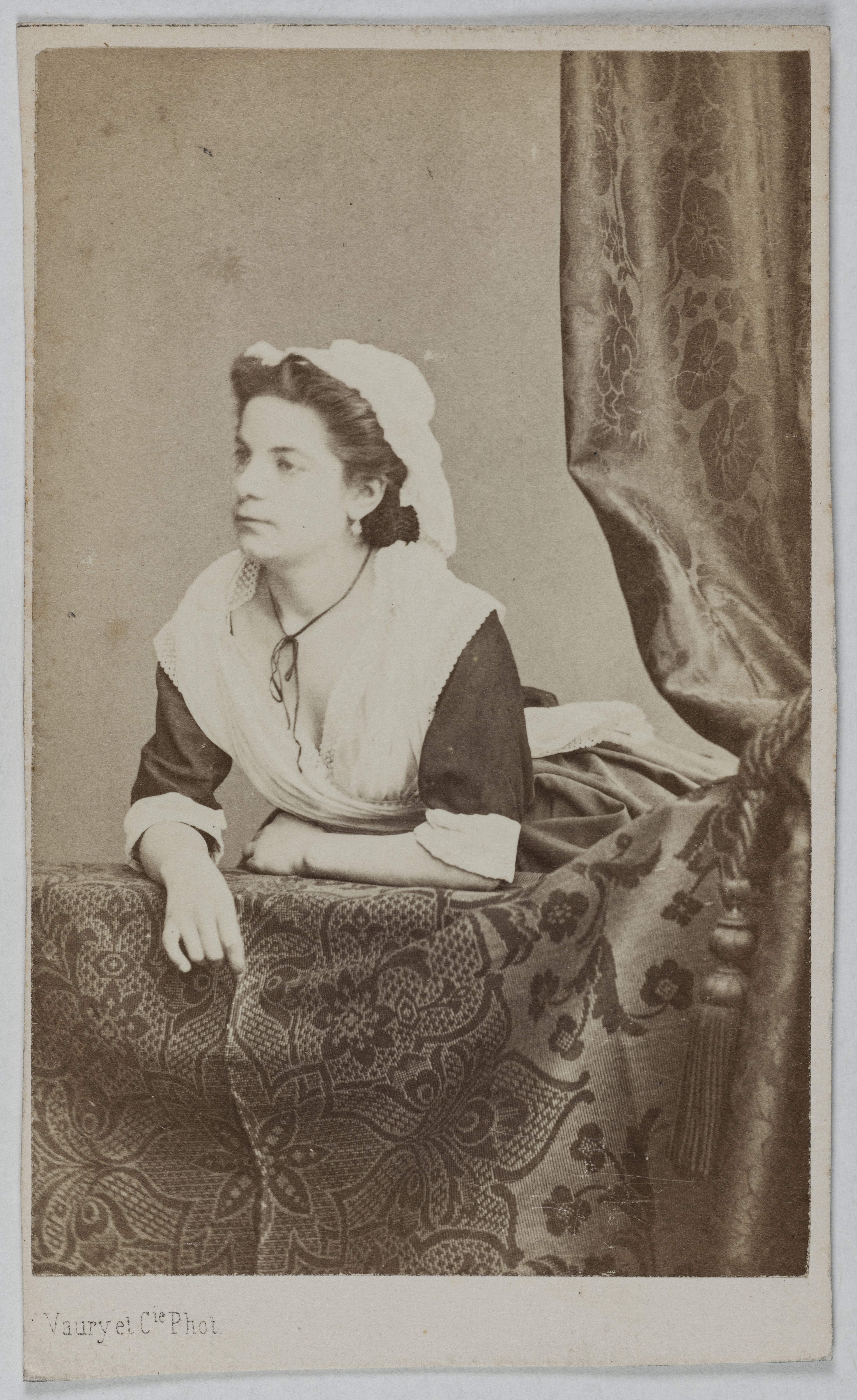Vaury et Cie, Portrait de Fernande, (actrice ?)