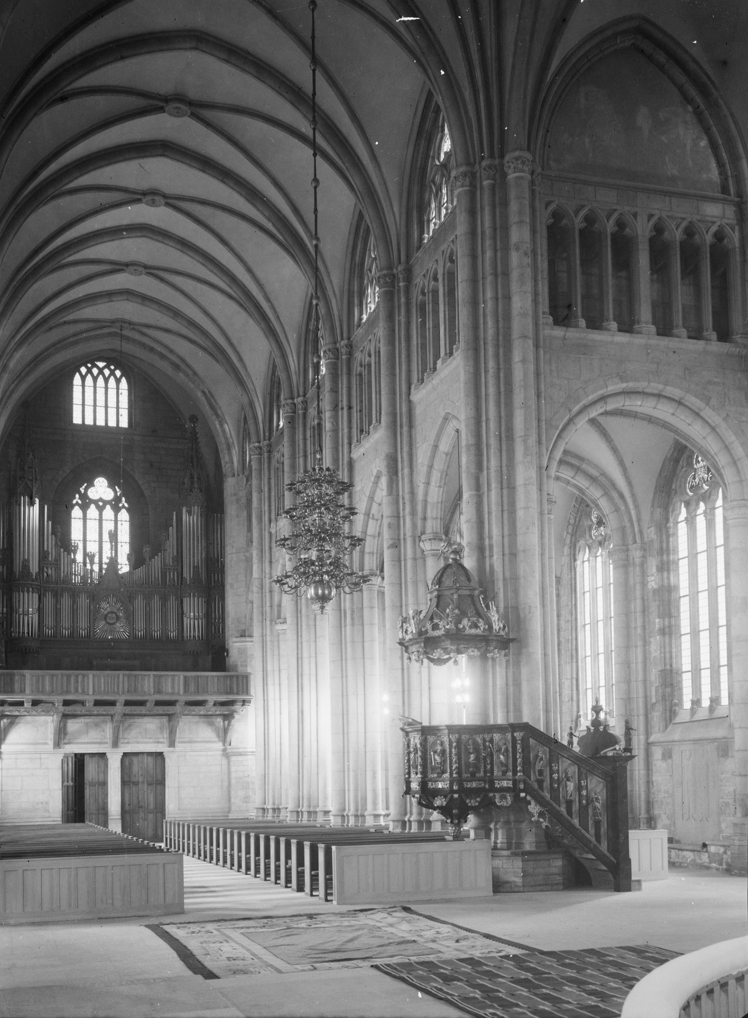 Iwar Anderson, Skara domkyrka (Sankta Maria kyrka)