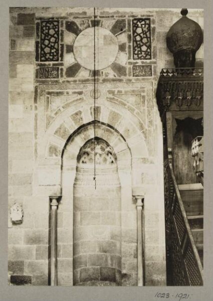 K.A.C. Creswell, Mihrab and minbar of the mosque of al-Mar'a (Fatima al-Shaqra'), Cairo