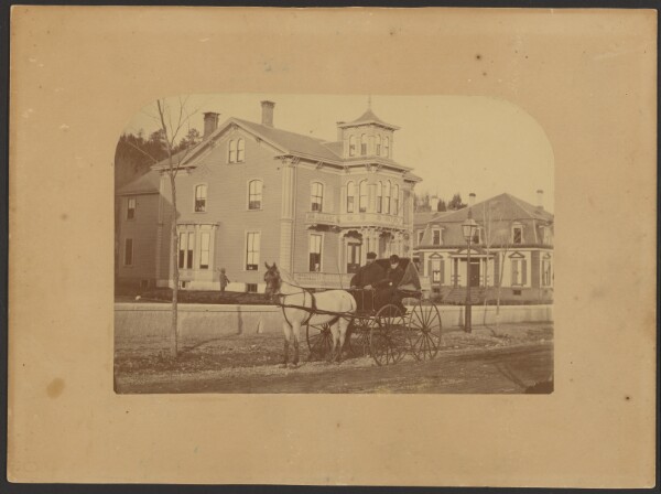 Unknown, [Horse-drawn cart]