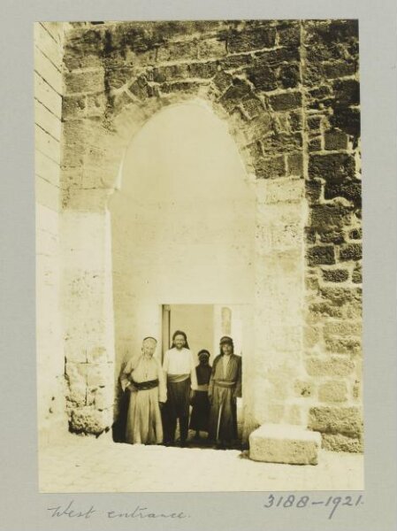 K.A.C. Creswell, The west entrance of the Great Mosque of al-Bab, Syria