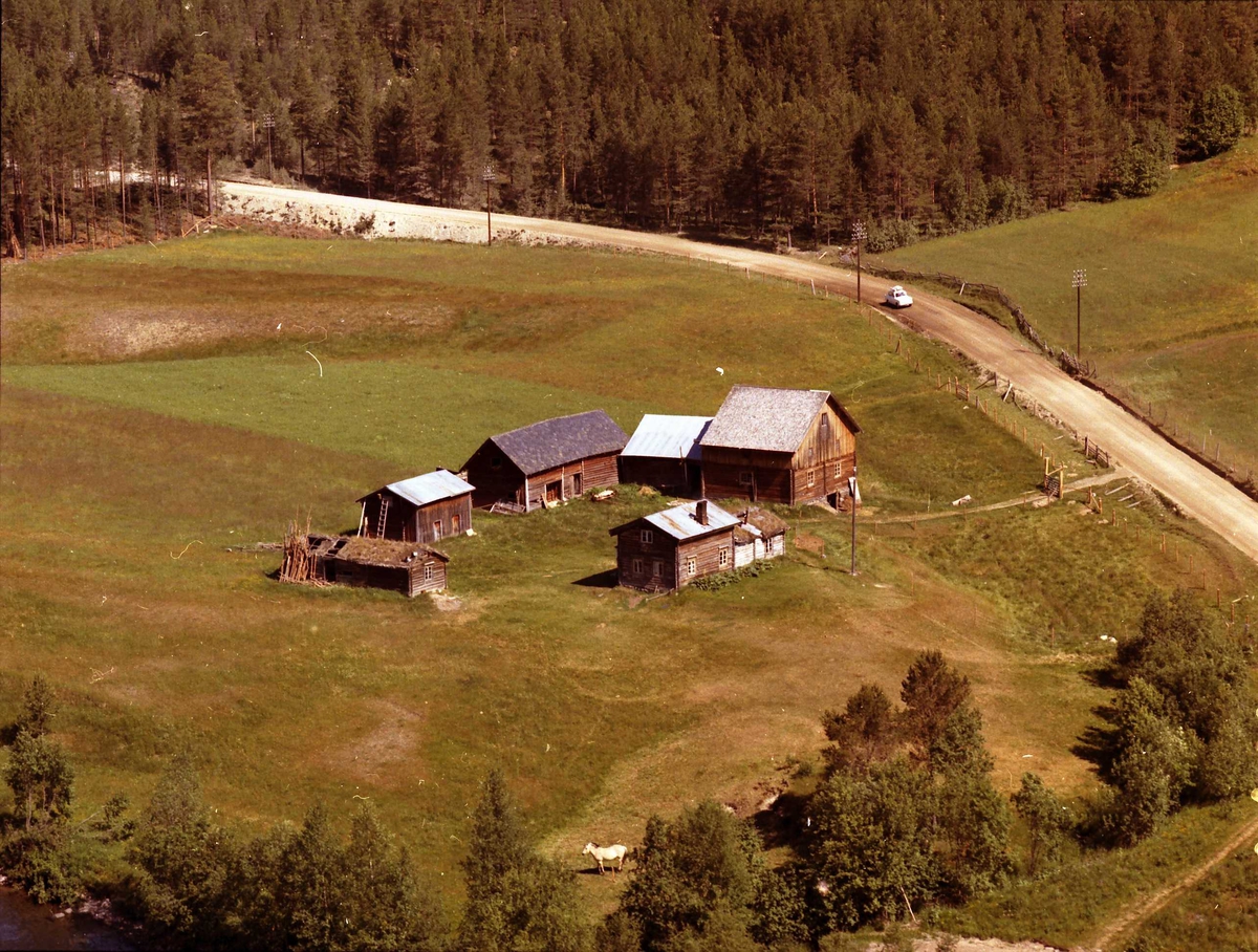 Widerøes Flyveselskap A/S, Gårdsbruk.