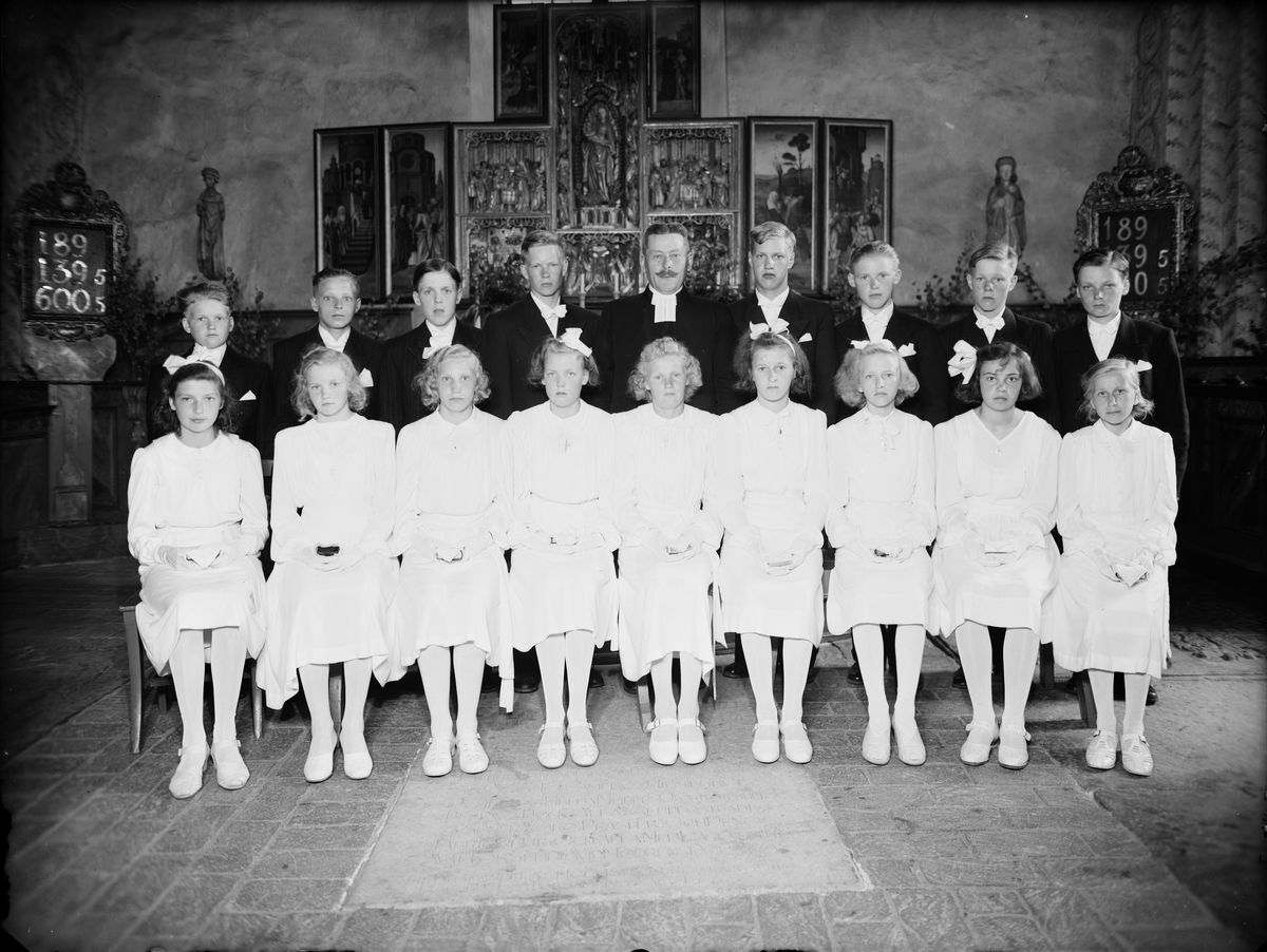 Skötsner-Edhlund, Konfirmander, Valö socken, Uppland 1943