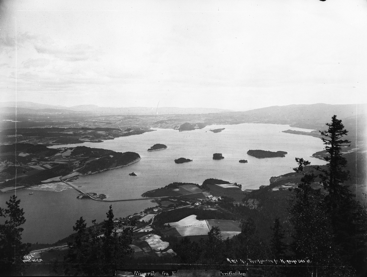 Axel Lindahl, Prot: Ringerike, Panorama fra Kongens udsigt, Tyrifjorden