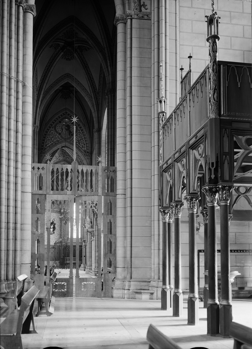 Paul Sandberg, Interior of Uppsala Cathedral, Uppsala 1935