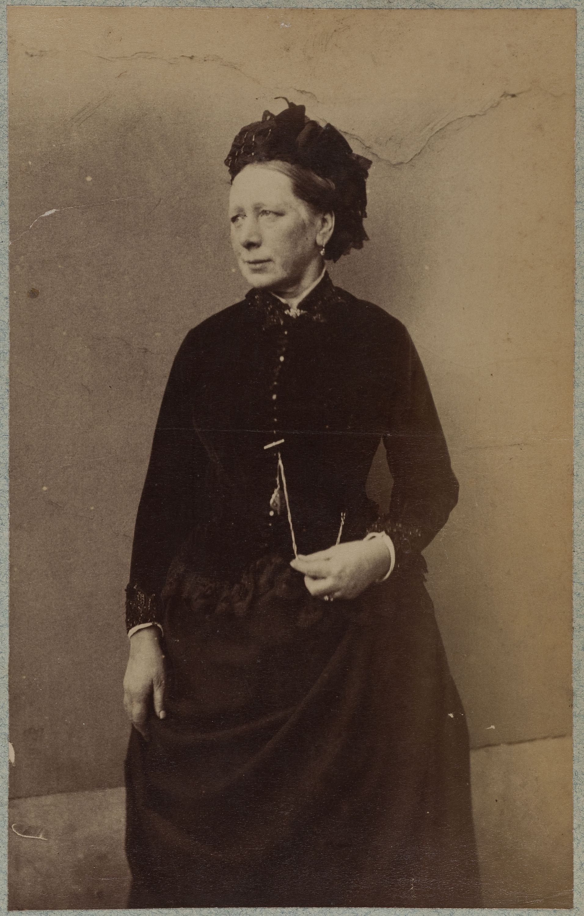 Anonyme, Portrait de femme non identifiée