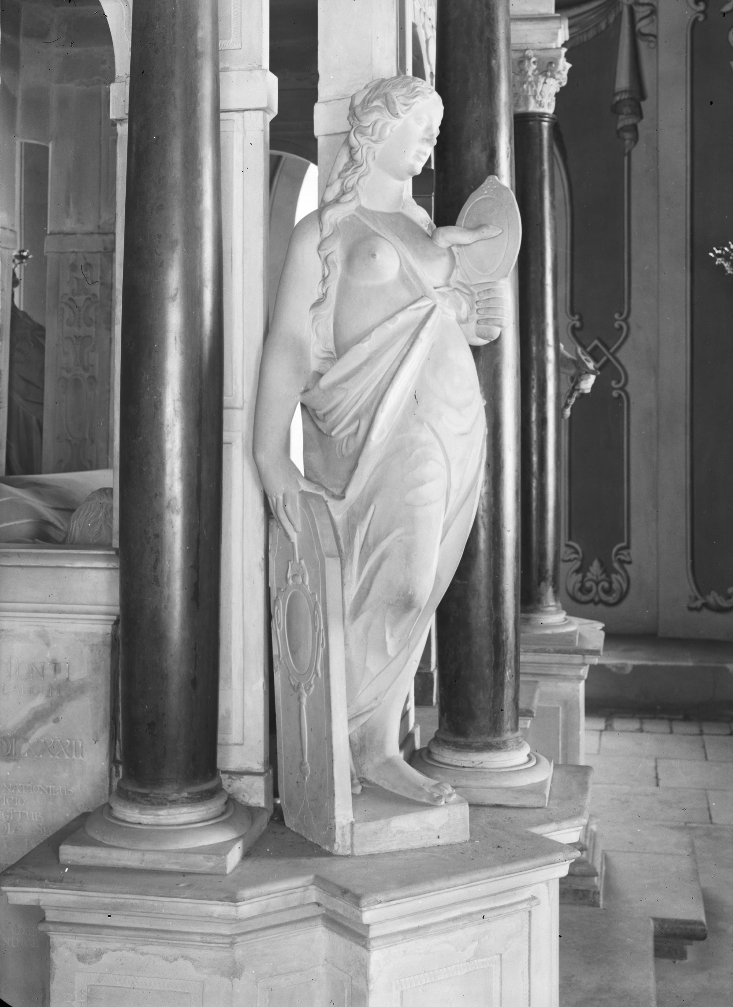 Iwar Anderson, Veckholms kyrka