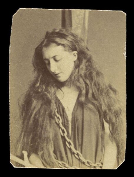 London Stereoscopic and Photographic Company, A portrait of a lady in chains