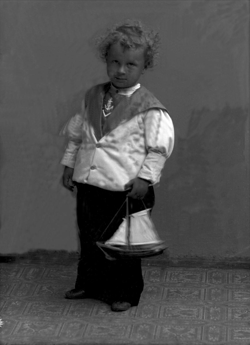 Gustav Borgen, NFB.22780