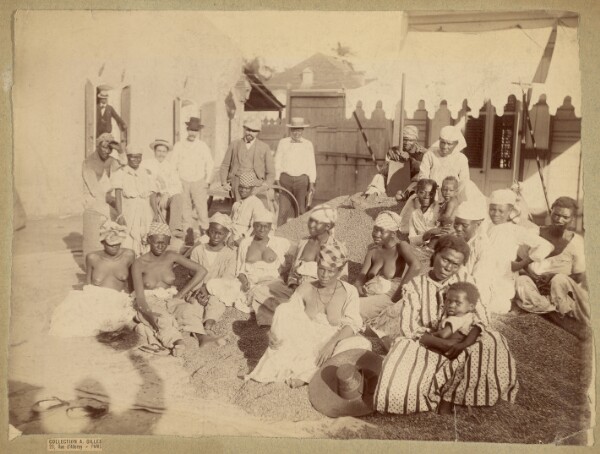 Unknown, [Group portrait of women]