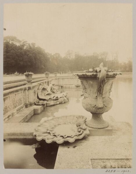 Atget, Jean-Eugène-Auguste, Basin de Neptune, Versailles, France