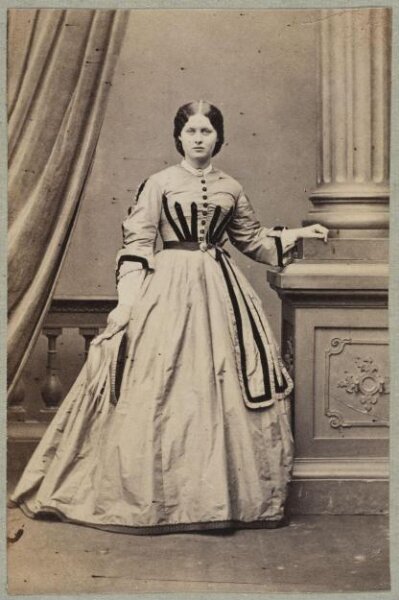 Unknown, Carte-de-visite photographs (480). Four photographs  are dry-mounted to each sheet (120).