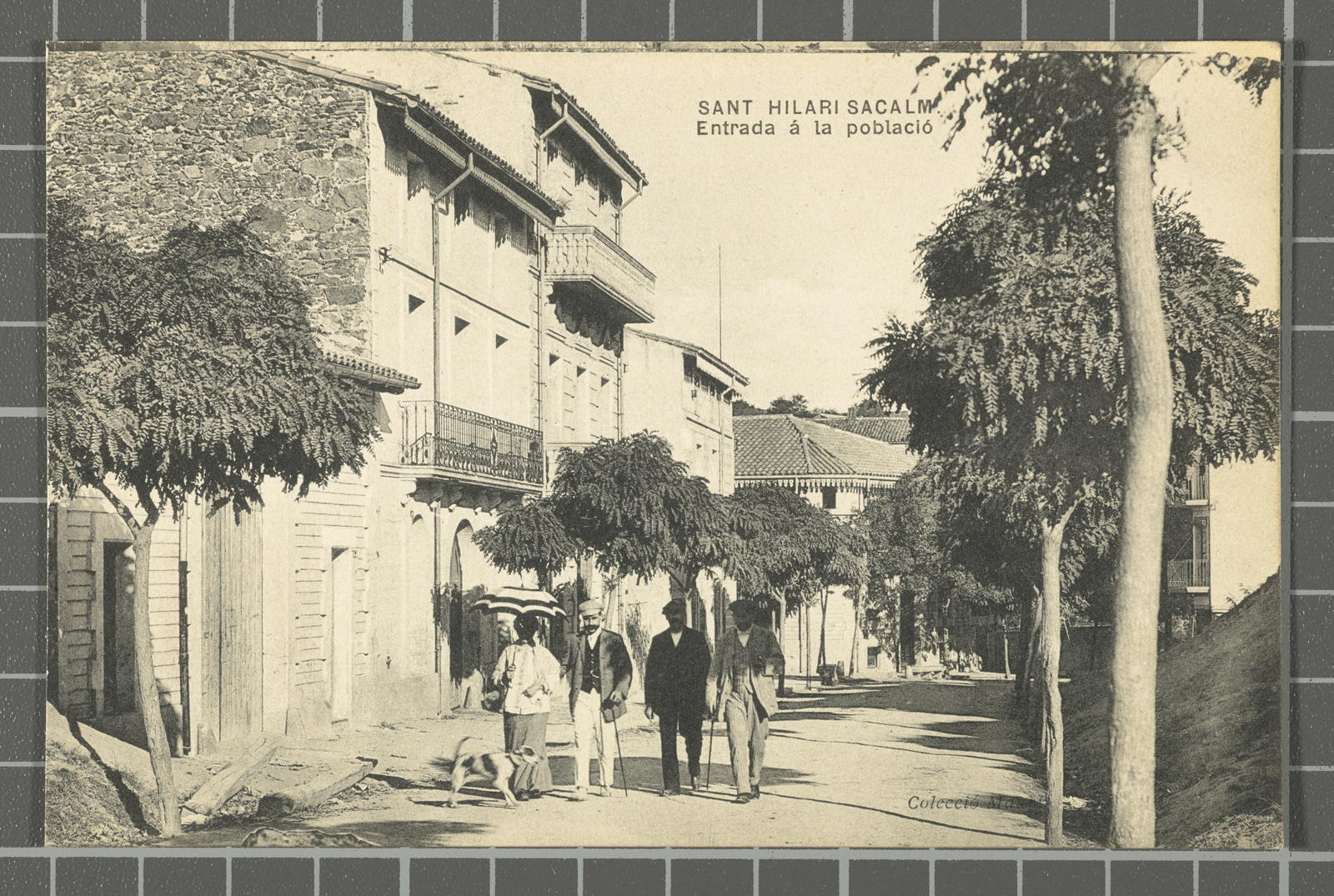 Amadeu Mauri Aulet, Sant Hilari Sacalm. Entrance to the population