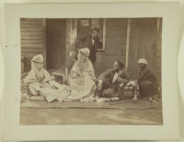 Unknown, [Men and women smoking]