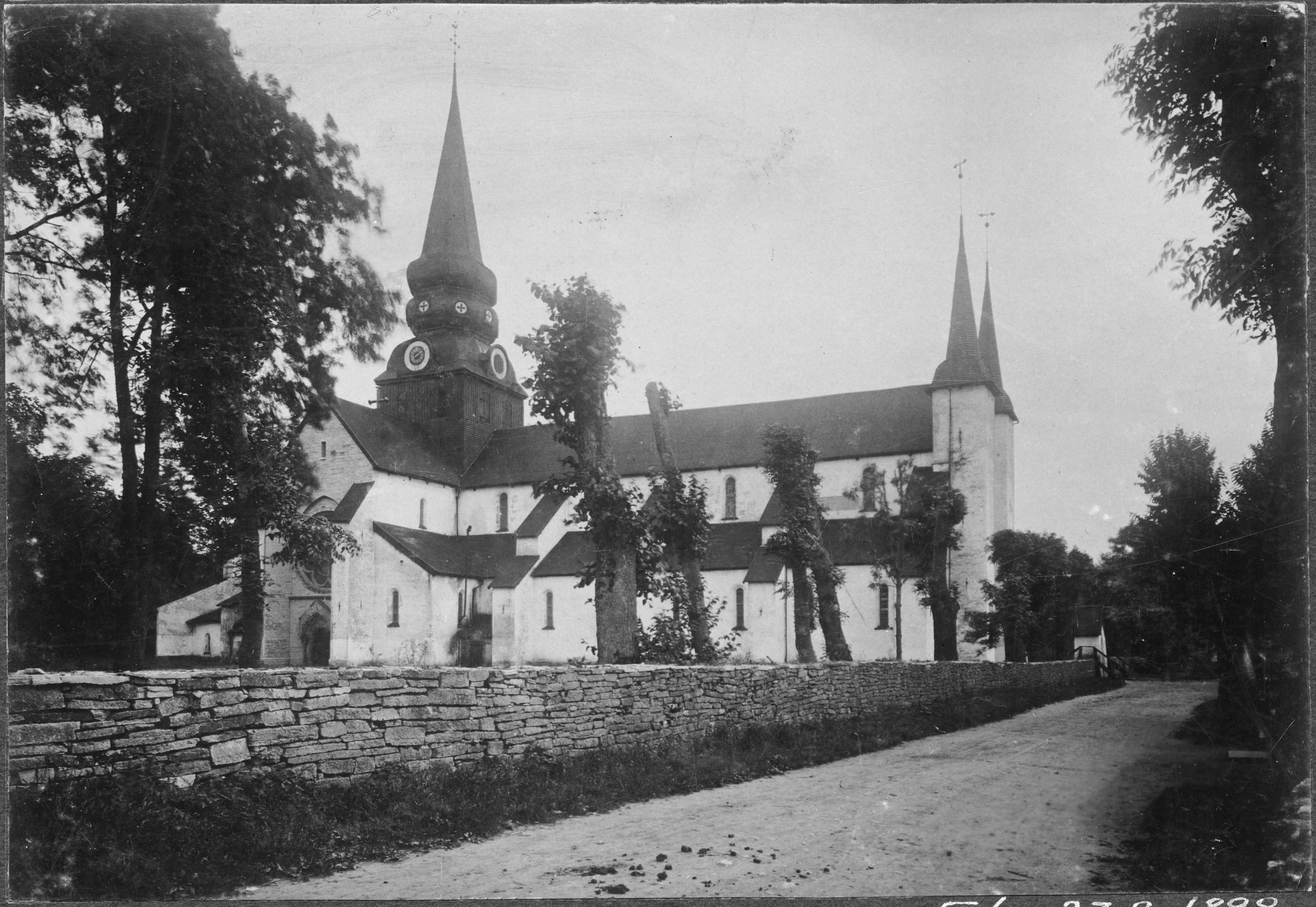 Axel Sjöberg, Varnhems klosterkyrka