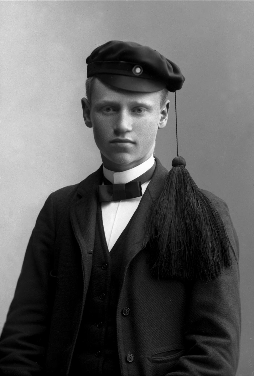 Gustav Borgen, Portrett, student Erland Frisvold..